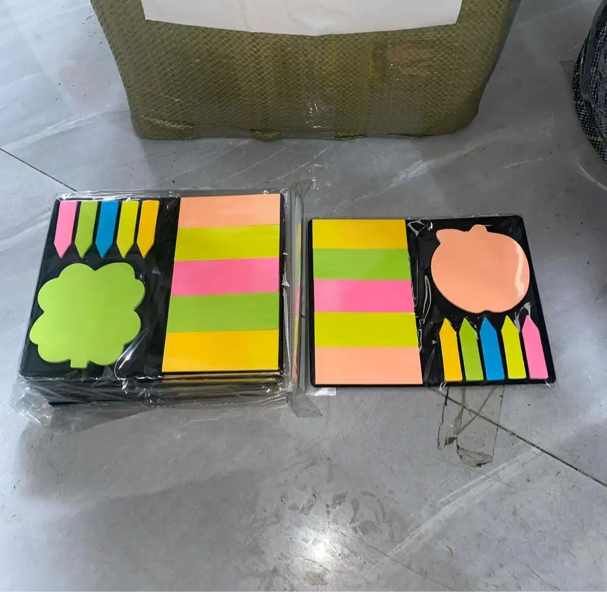 Sticky notes chart small
